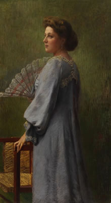 Portrait einer Dame im Jugendstilkleid mit Fächer