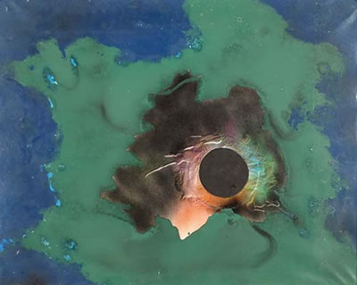 Hole, 1985