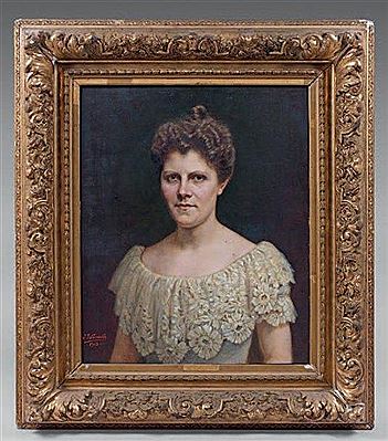 Portrait de femme à la robe décolletée