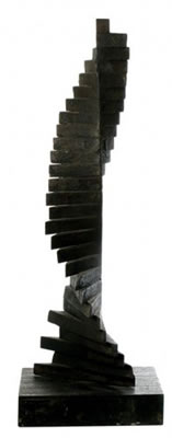 Structure