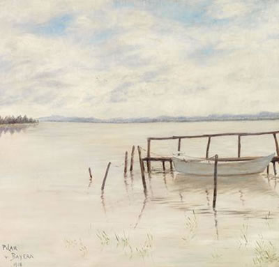Seelandschaft mit hölzernem Steg und Boot