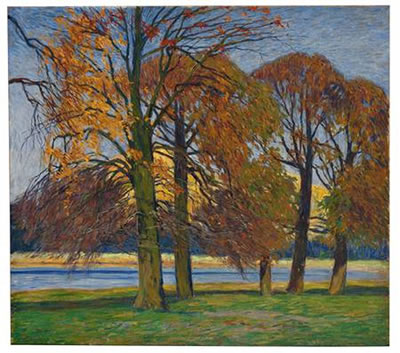 Herbstliche Parklandschaft mit Flusslauf im Sonnenschein