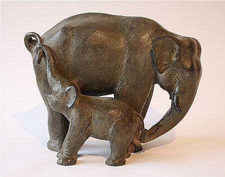 Eléphants maternité la danse