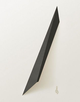 Untitled by Katja Strunz - Auction record, sale price, and art valuation. Compare with similar artists and explore comparable artworks.