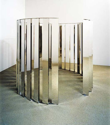 Dimensional Labyrinth
