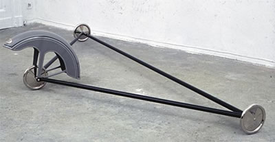 Black Triangle Vehicle With Gray Fender