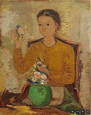 Junge Frau, Blumen in eine Vase stellend.