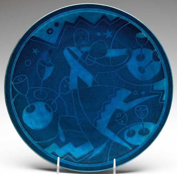 Wall plaque with iconic Jazz Age design
