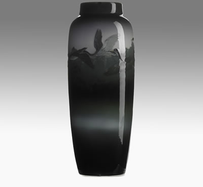 Exceptional Iris glaze vase with geese (uncrazed)