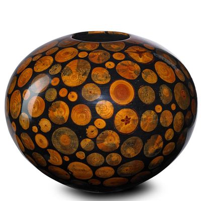 Large and fine White Pine Mosaic vessel by Philip Moulthrop - Auction record, sale price, and art valuation. Compare with similar artists and explore comparable artworks.