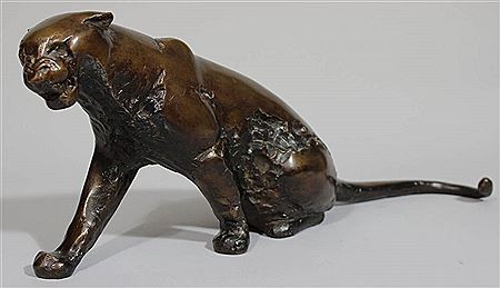 Fauchender Panther by Annemarie Haage - Auction record, sale price, and art valuation. Compare with similar artists and explore comparable artworks.