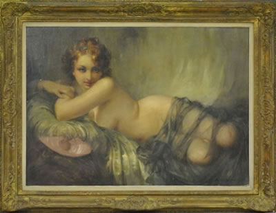 Jeune femme nue allongée