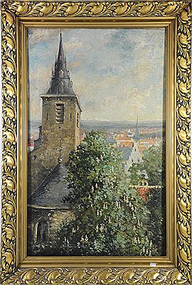 Clocher et vue de ville