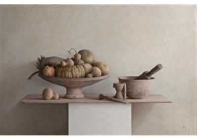 Sample artwork by Guillermo Munoz Vera (Born 1956), known for light and shadow contrasts in scenes of still life, bullfights, building interiors, city views - View similar artists and auction records