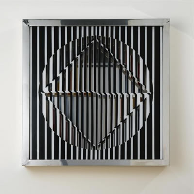 SIN TITULO by Matilde Perez - Auction record, sale price, and art valuation. Compare with similar artists and explore comparable artworks.