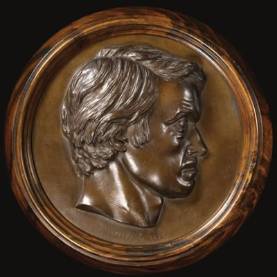 PORTRAIT ROUNDEL OF THOMAS CARLYLE