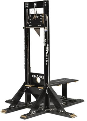 CHANEL GUILLOTINE