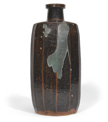 FACETTED BOTTLE VASE
