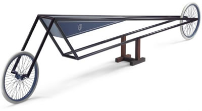 DARK AMARANTH FRAME VEHICLE WITH BLUE-GRAY TRIANGLE TANK