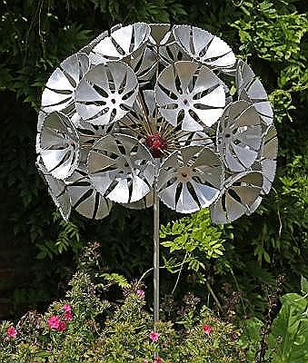 Dandelion Clock by Julie Grose - Auction record, sale price, and art valuation. Compare with similar artists and explore comparable artworks.