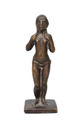 "Girl with long hair" by Maria Pirwitz - Auction record, sale price, and art valuation. Compare with similar artists and explore comparable artworks.