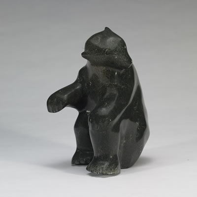 CROUCHING POLAR BEAR