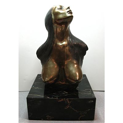 BUST OF A NUDE by Julius Damasdy - Auction record, sale price, and art valuation. Compare with similar artists and explore comparable artworks.