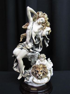 "Leo"