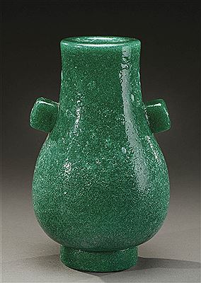 Jardinière en plâtre à patine noire figurant un enfant africain tenant un vase entre ses jambes by Riccardo Scarpa - Auction record, sale price, and art valuation. Compare with similar artists and explore comparable artworks.
