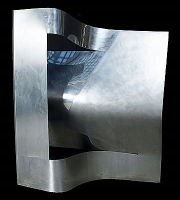 Sample artwork by Enio Iommi (Born 1926), known for sculpture - View similar artists and auction records