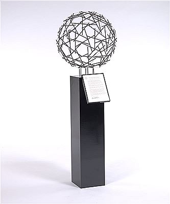 90 Strut Tensegrity Geodesic Sphere