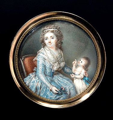 Portrait de Madame Agathe-Vincent de JUSSIEU et sa fille Adèle de JUSSIEU, assise de trois-quarts vers la gauche, presque de face, en robe de soie ivoire rayée bleue, un fichu de linon bordé de dentelle sur les épaules, sa haute coiffure retenue par un ru
