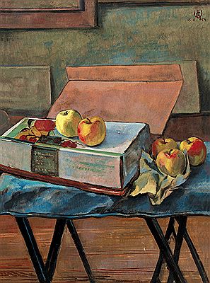 FRUIT ON THE PAPER BOX