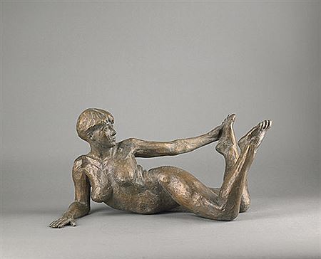 Liegende aufgestützt 2 by Heinz Willig - Auction record, sale price, and art valuation. Compare with similar artists and explore comparable artworks.