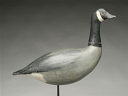 Important Canada goose field decoy