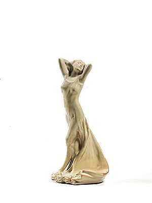 FIGURA FEMMINILE (EBREZZA), 1900 CIRCA
