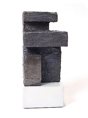 "Sin Titulo" (2012) by Lucas Benitez - Auction record, sale price, and art valuation. Compare with similar artists and explore comparable artworks.