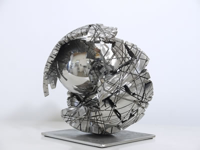 Exclos 227 Spyrite 4 by Guillaume Roche - Auction record, sale price, and art valuation. Compare with similar artists and explore comparable artworks.
