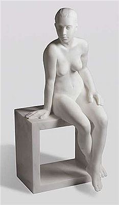 Gina in Pose