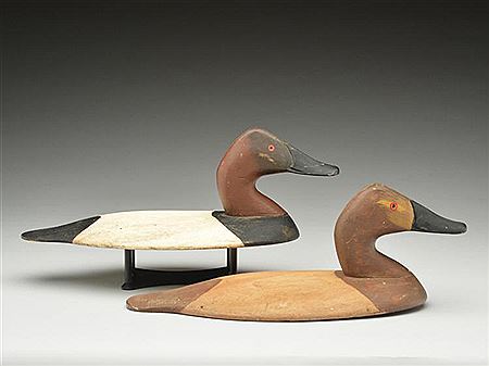Pair of wooden wing ducks by Norris Pratt - Auction record, sale price, and art valuation. Compare with similar artists and explore comparable artworks.