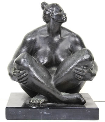 Muer Sentada