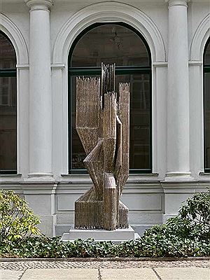 Sample artwork by Brigitte & Martin Matschinsky-Denninghoff (20/21st century), known for sculpture - View similar artists and auction records