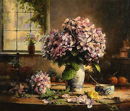 Hydrangeas with Yellow Rose
