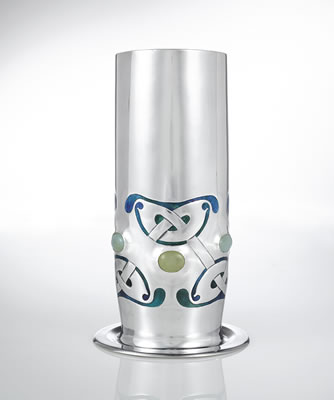 AN EARLY "CYMRIC" VASE, MODEL NO. 244