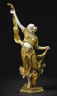 ORIENTAL DANCER