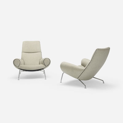Lounge chairs model AP47, pair